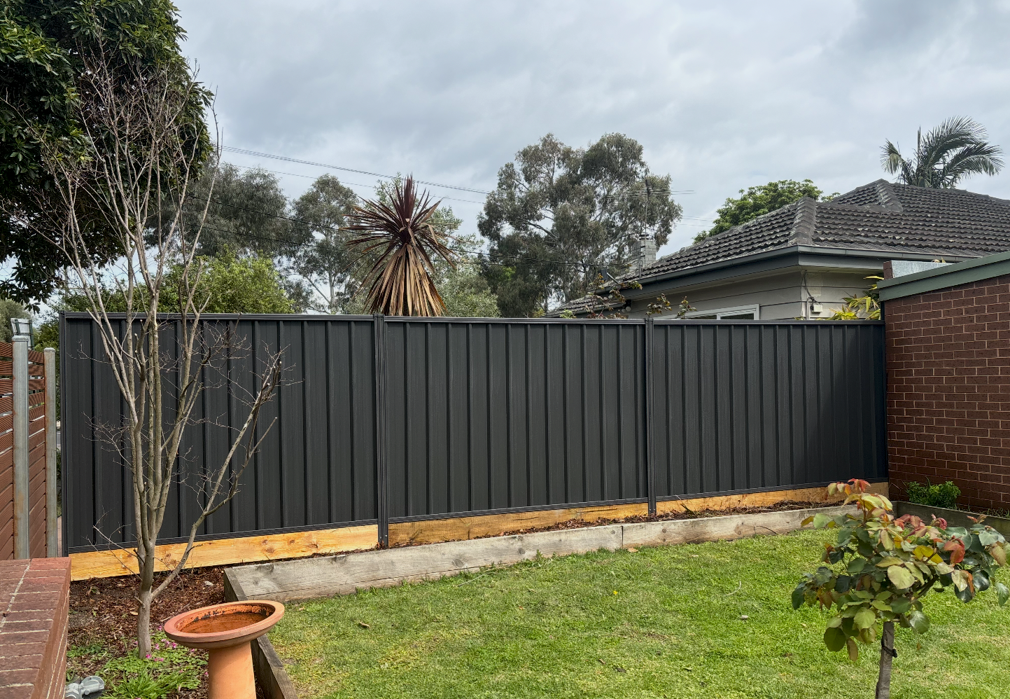 Colorbond fence install